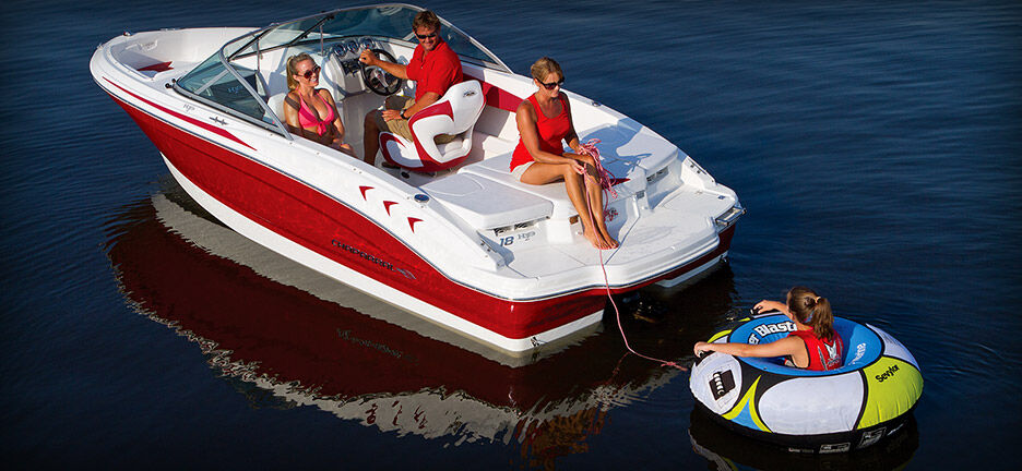 Kelowna boat rentals offer a great way to enjoy the sun and landscapes you just can’t see on the street. With our tips to make the most of your day on the lake, you can stay safe and save money.